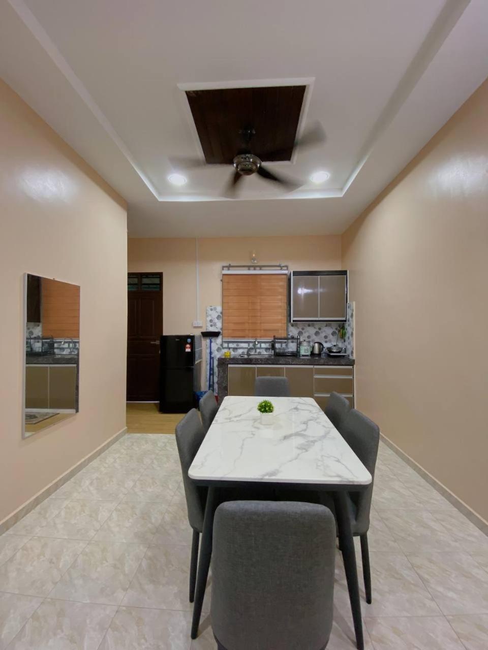 Nsjay Guest House Kampong Gong Balai Exterior foto